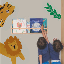 Load image into Gallery viewer, Pete The Lion and Roberto The Tiger